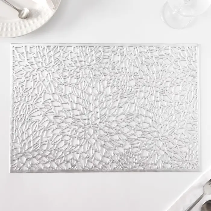 Салфетки сервировочные на стол Доляна &laquo;Астра&raquo;, 45&times;30 см, 4 шт., серебряные