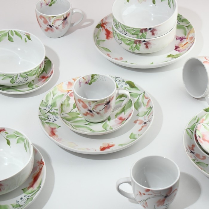 Набор посуды на 4 персоны «Акварель», 16 предметов: 4 тарелки 23 см, 4 миски 14.5 см, 4 кружки 250 мл, 4 блюдца 15 см. Набор посуды на 4 персоны «Акварель», 16 предметов: 4 тарелки 23 см, 4 миски 14.5 см, 4 кружки 250 мл, 4 блюдца 15 см.
