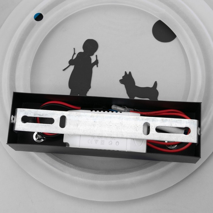 Бра "Девочка и щенок" LEDx90 черная 22х3,8х22 см