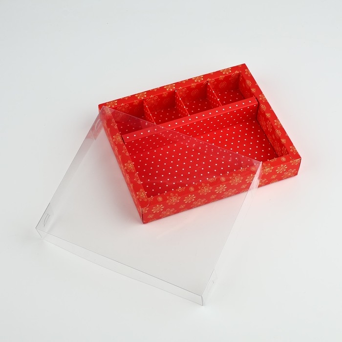 Коробка под 4 конфеты и шоколад с ячейками «Снежинки» 18 х 15 х 3 см, Новый год