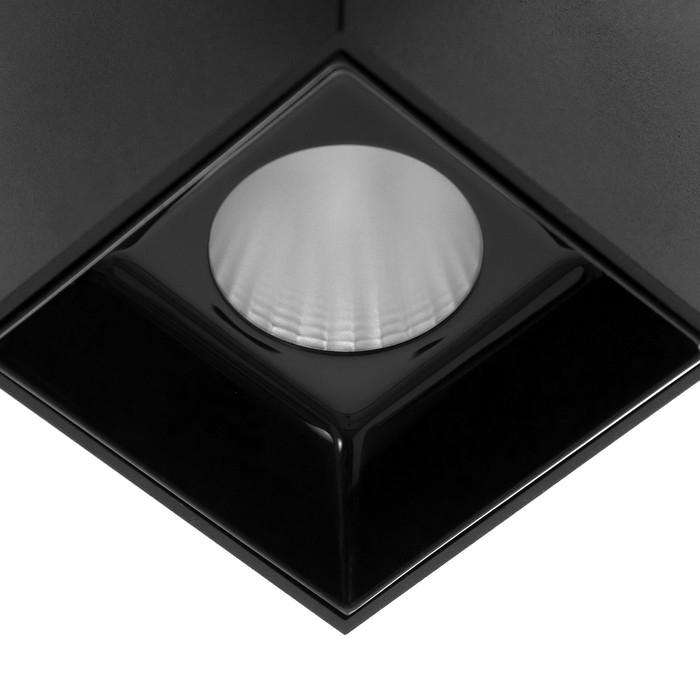Светильник Светильник "Кубик" LED 4000К 10Вт DIM220 черный 7,5х7,5х9,5см