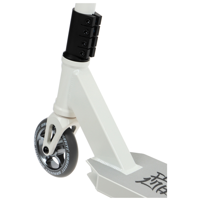 Самокат трюковой GRAFFITI Eccentric 24, колёса PU 110 мм, HIC компрессия, ABEC 9 Chrome, цвет белый