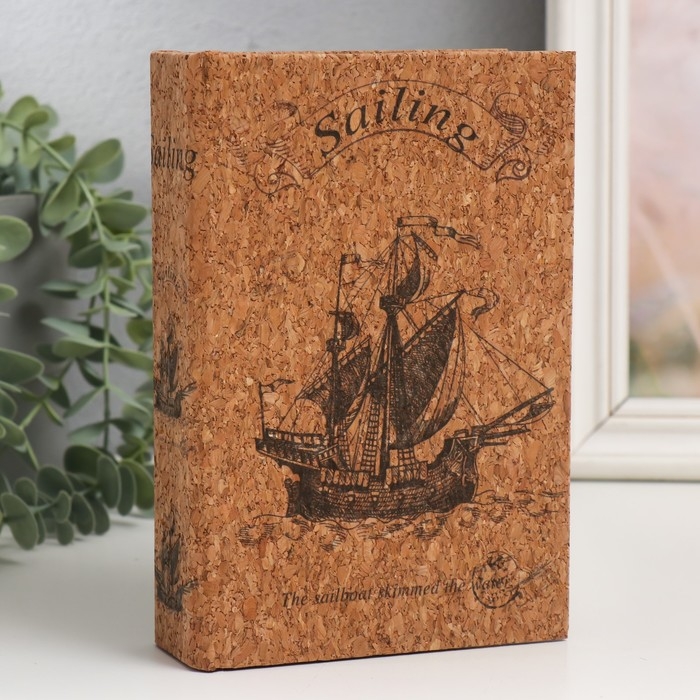 Шкатулка-книга дерево кожзам под пробку Шкатулка-книга дерево кожзам под пробку "Корабль" 4х12х18 см