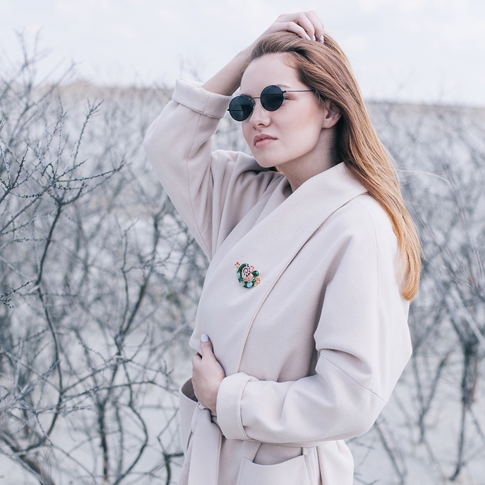 Брошь «Хамелеон», цветная в золоте Брошь «Хамелеон», цветная в золоте