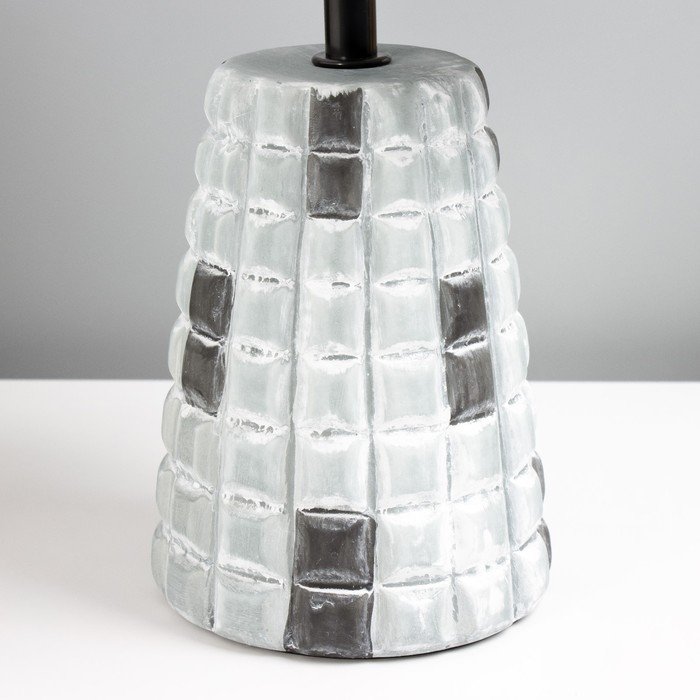 Настольная лампа Настольная лампа "Сулитан" E14 40Вт серый 20х20х33 см RISALUX