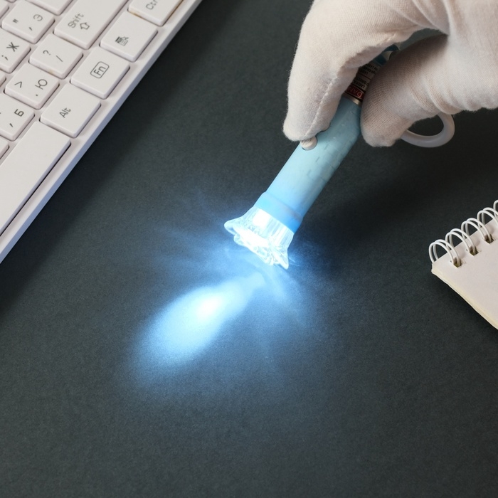 Указка лазерная+фонарик Указка лазерная+фонарик "Голубая" 3 режима светит, мигает, лазер LR44х3 шт 3х3х9 см