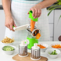 Овощерезка механическая Доляна Mandoline Slicer, 3 насадки, цвет зелёный