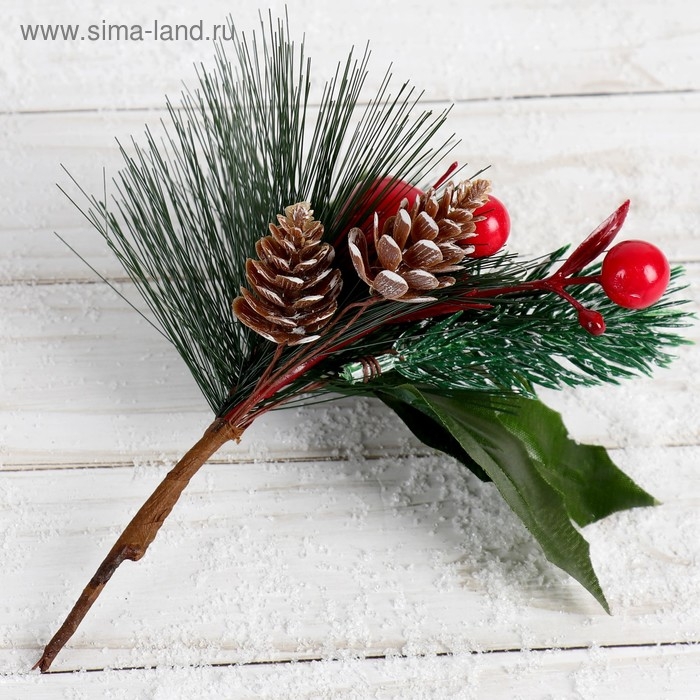 Декор  Декор "Зимнее очарование" шишки и ягодки, 17 см