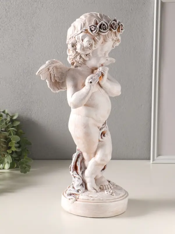 Фигура полистоун "Ангел играет на флейте" высота 43 см