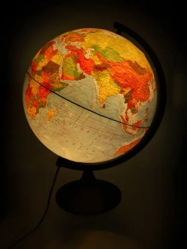 Глобус физико-политический рельефный, Глобен &laquo;Классик&raquo;, диаметр 320 мм, с подсветкой