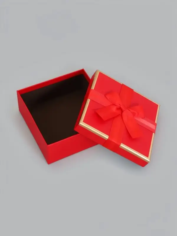 Набор подарочных коробок 3 в 1, 19&times;19&times;9.5 см, 17&times;17&times;8 см, 15&times;15&times;6.5 см