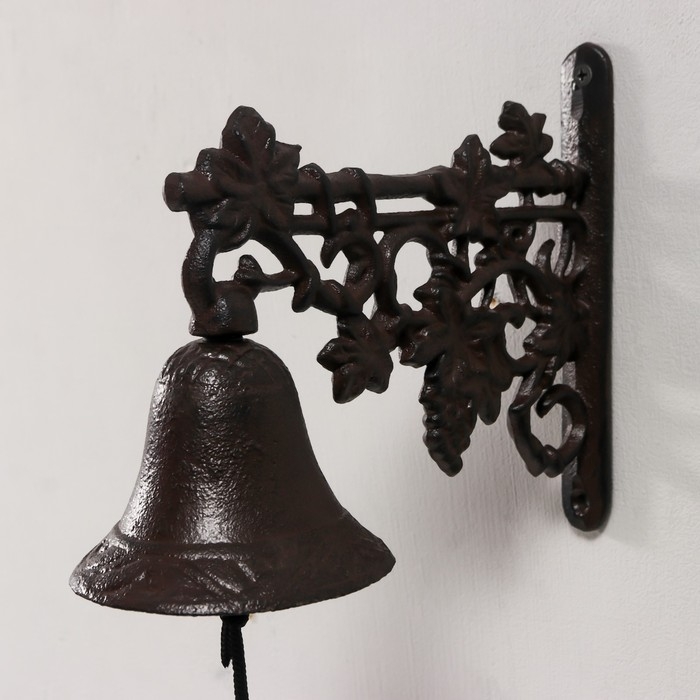 Колокол сувенирный чугун  Колокол сувенирный чугун "Виноград и листья" 22х10х15 см