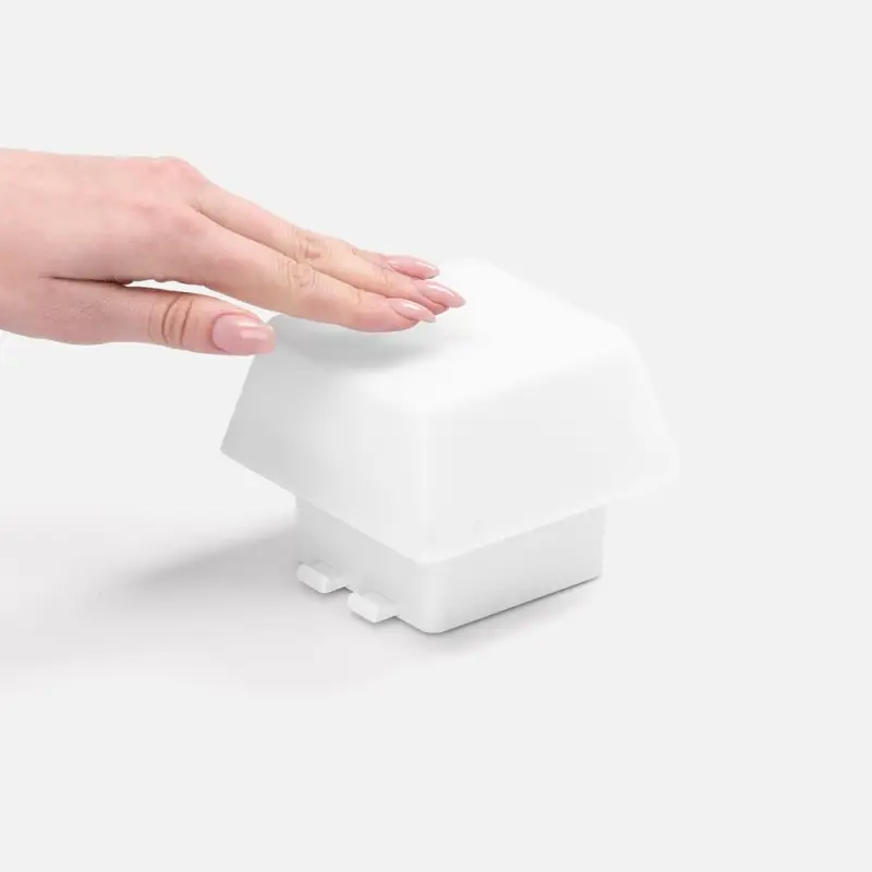 Светильник в виде клавиши клавиатуры Knoppi, белый