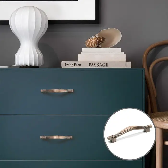 Ручка-скоба CAPPIO RSC018, цинк, м/о 96 мм, цвет медь Ручка-скоба CAPPIO RSC018, цинк, м/о 96 мм, цвет медь