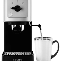 Рожковая кофеварка Calvi XP344010, давление 15 бар