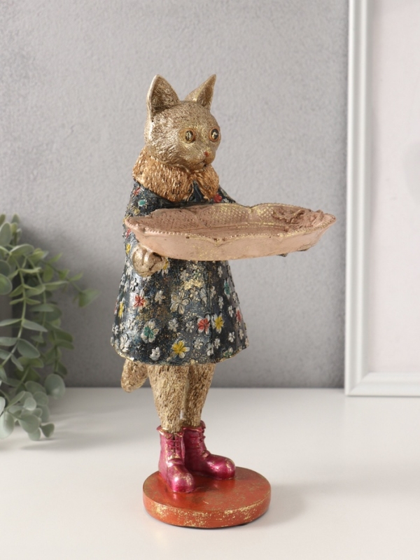 Сувенир полистоун подставка Сувенир полистоун подставка "Кошка в пальто с воротником" 15,5х14х27 см