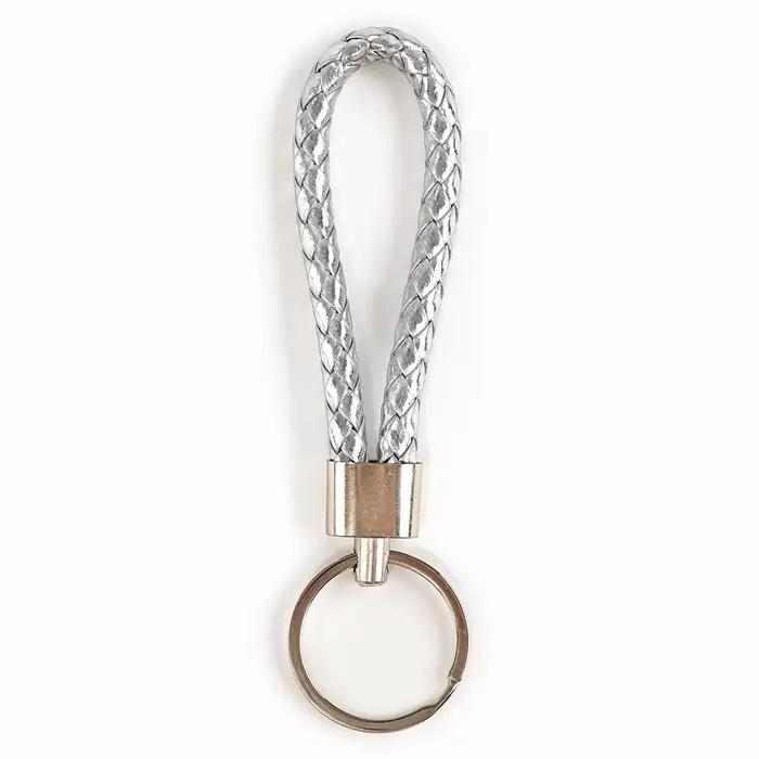 Алмазная мозаика на брелоке "Зайка"