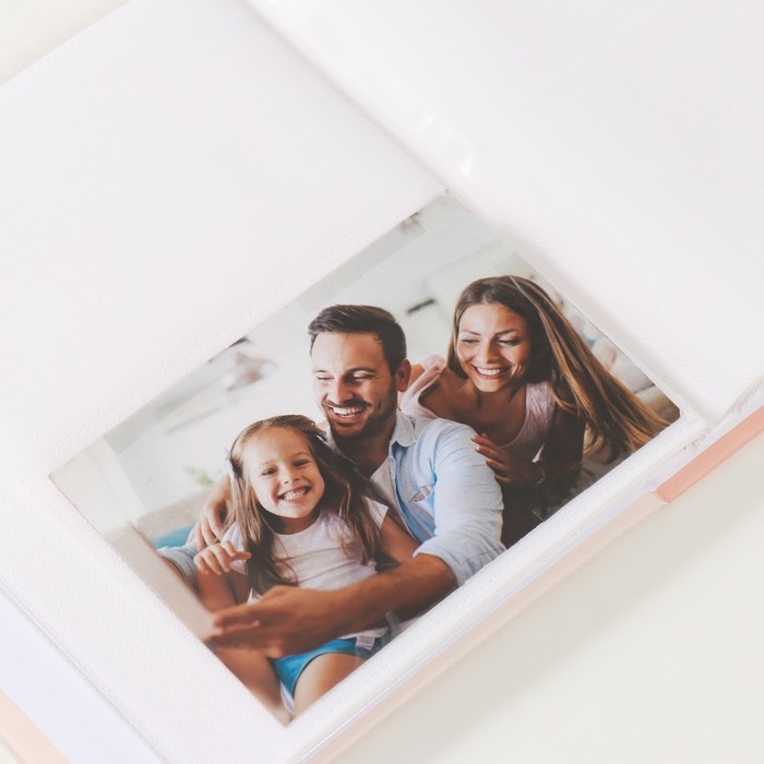 Фотоальбом на 200 фото 10х15 см, пластик. листы Фотоальбом на 200 фото 10х15 см, пластик. листы "SPb city art: pink"