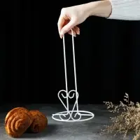 Держатель для бумажных полотенец настольный Доляна &laquo;Сердце&raquo;, 13.5&times;13.5&times;28 см, цвет белый