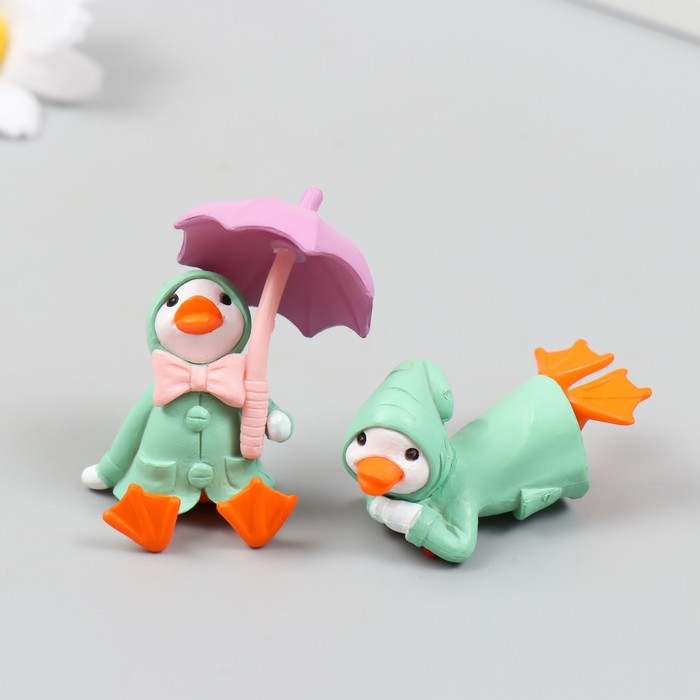 Фигурка для флорариума полистоун  Фигурка для флорариума полистоун "Утёнок в дождевике" МИКС 4х5 см