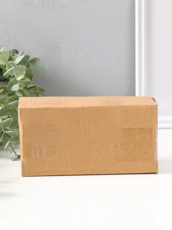 Сувенир полистоун "Клоун в наушниках на золотом месяце" яркий разноцветный 16,5 см