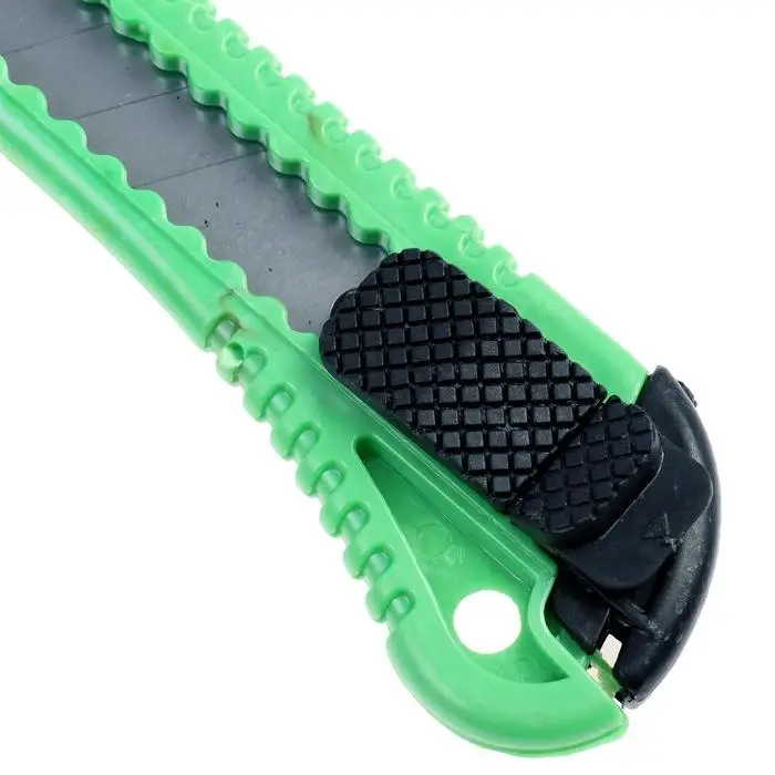 Нож канцелярский, лезвие 18 мм, корпус пластик, фиксатор, блистер, МИКС Нож канцелярский, лезвие 18 мм, корпус пластик, фиксатор, блистер, МИКС