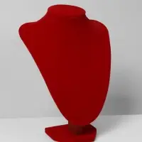 Бюст для украшений QF, 17.5&times;13&times;25 см, h=25 см, красный