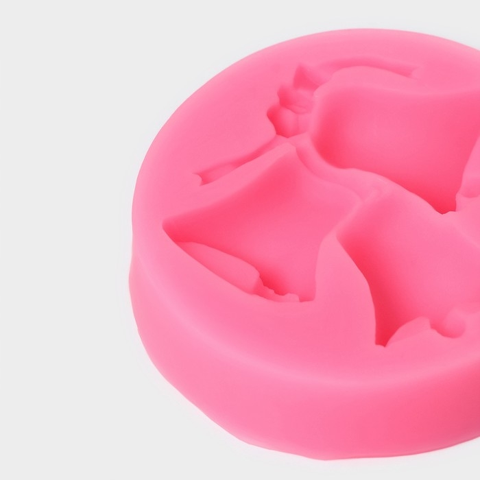 Молд новогодний «Колокольчики крупные», силикон, 7×7 см, цвет розовый Молд новогодний «Колокольчики крупные», силикон, 7×7 см, цвет розовый