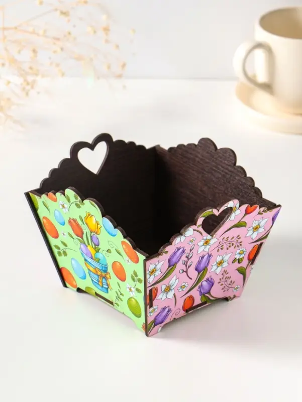 Конфетница квадратная или подставка под пасхальный кулич №1. 10х13х13,5 см