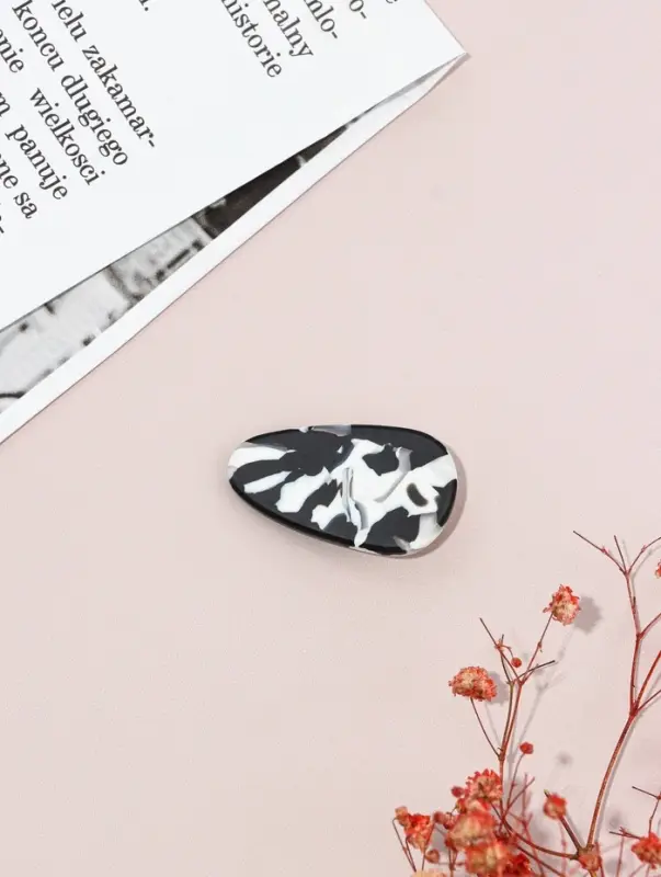 Зажимы для волос QF &laquo;Маргарита&raquo;, набор 4 шт., 4 см, чёрно-белые