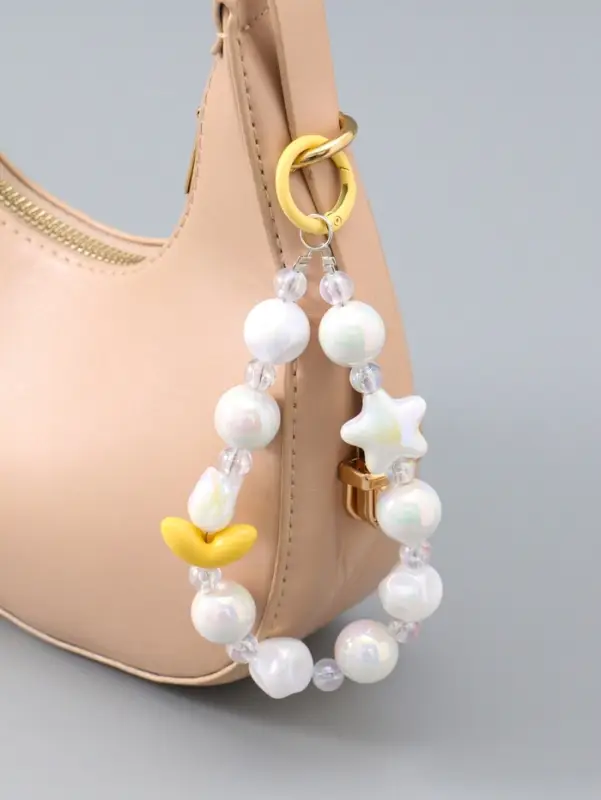 Брелок на карабине "Тюльпаны и звёзды" жёлто-перламутровый 11х4х1,5 см