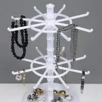 Подставка для украшений &laquo;QF. Карусель&raquo;, универсальная, 16&times;16&times;28 см, белая