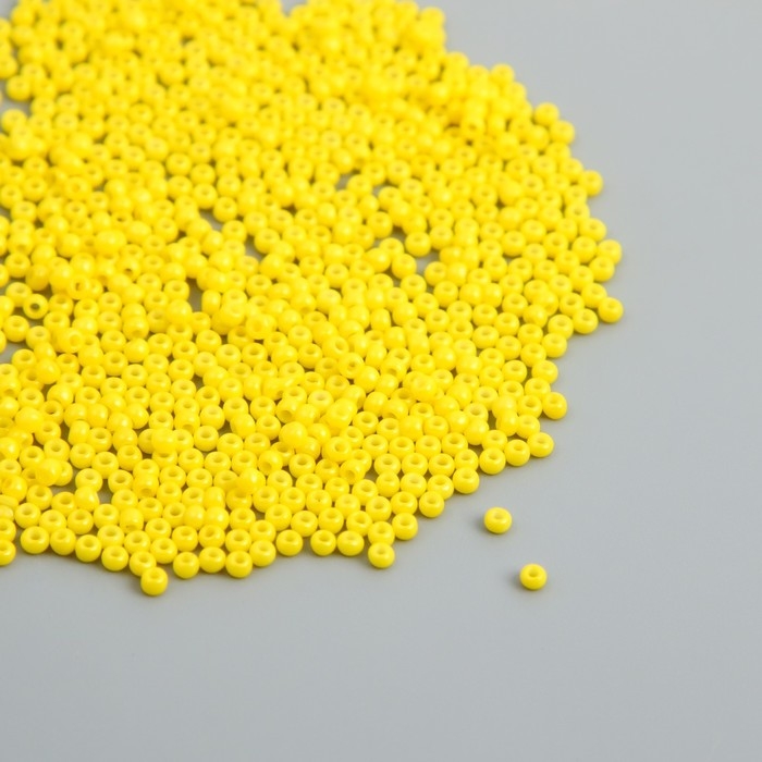 Бисер стекло 12/0  Бисер стекло 12/0 "Лимонный" ровный №663 450 гр