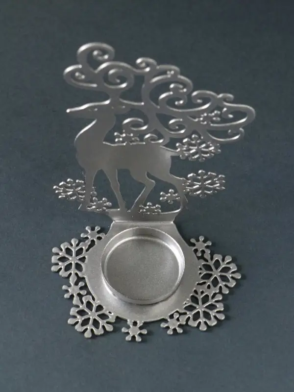 Подсвечник новогодний  Подсвечник новогодний "Олень" серебряный 6,5х9,6х14,5 см