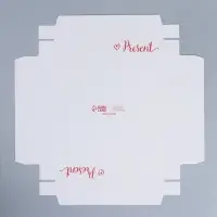 Коробка кондитерская для муссовых пирожных &laquo;Подарок&raquo;, 17.8&times;17.8&times;6.5 см