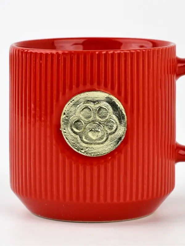 Кружка новогодняя керамическая &laquo;Лапка&raquo;, 350 мл