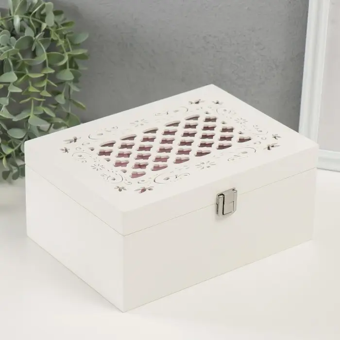 Шкатулка для украшений &laquo;Белоснежная&raquo;, дерево, 22&times;16&times;10 см