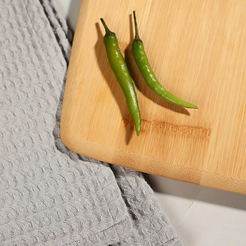 VETTA Гринвуд Доска разделочная бамбук 38х28х1,0см H-1555