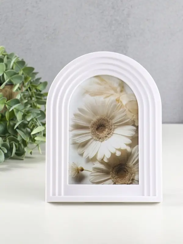 Фоторамка пластик 10х15 см Фоторамка пластик 10х15 см "Арка" белая 19х14,5х1,8 см