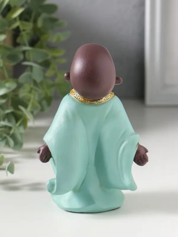 Фигурка полистоун &laquo;Маленький Будда в бирюзовом одеянии - счастье&raquo;, 7&times;8.5&times;12.5 см
