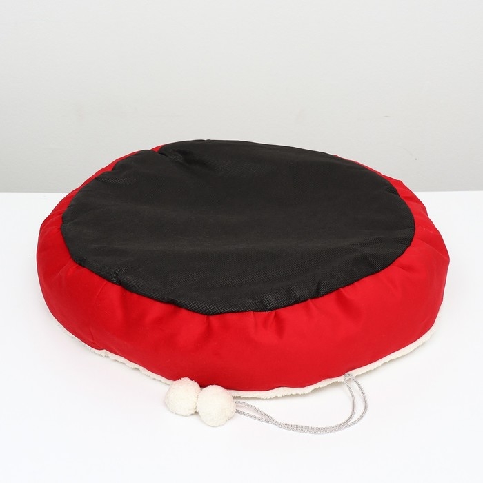 Лежанка  Лежанка "Снежок", 56 х 46 х 13 см, красный