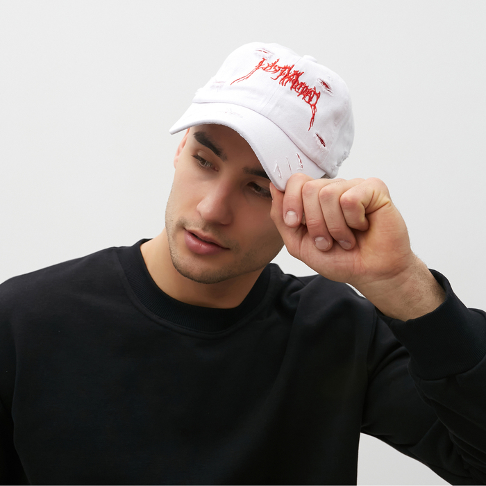 Бейсболка с порезами MINAKU цвет белый, р-р 58 Бейсболка с порезами MINAKU цвет белый, р-р 58