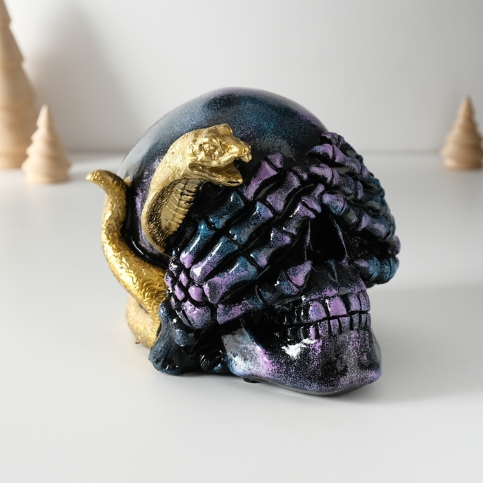 Сувенир полистоун  Сувенир полистоун "Змея на черепе" 15х12,5х12 см