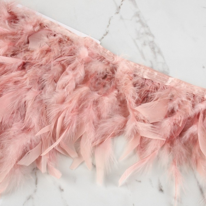 Тесьма с перьями индюка, 13-17 см, 5 ± 0,5 м, цвет пудровый Тесьма с перьями индюка, 13-17 см, 5 ± 0,5 м, цвет пудровый