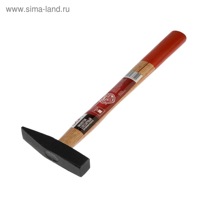 Молоток слесарный ЛОМ, квадратный боек, деревянная рукоятка, 300 г Молоток слесарный ЛОМ, квадратный боек, деревянная рукоятка, 300 г