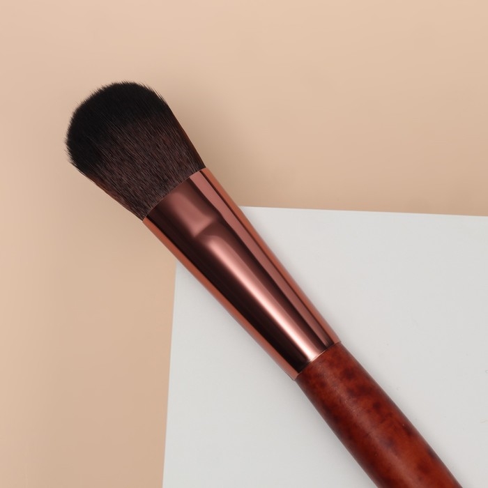 Кисть для макияжа «Brush WOOD», 18 (± 1) см, цвет коричневый Кисть для макияжа «Brush WOOD», 18 (± 1) см, цвет коричневый