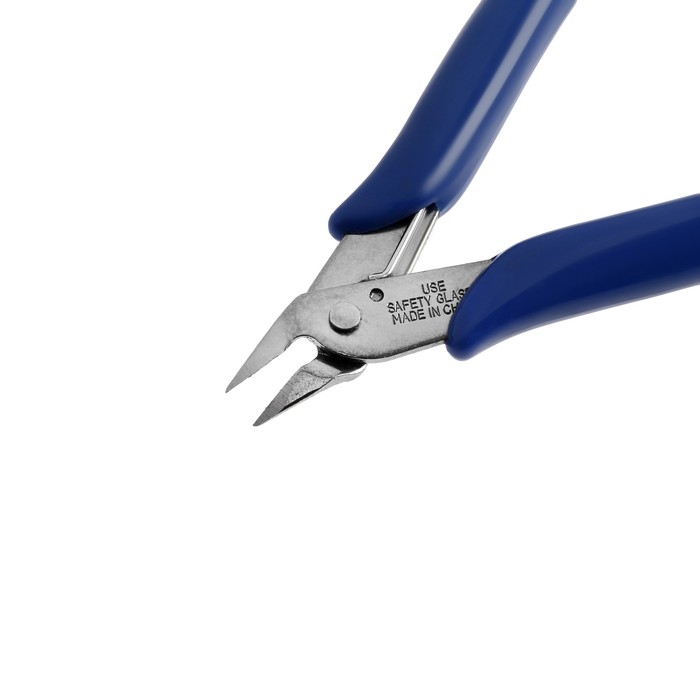 Бокорезы для электроники ТУНДРА mini, нержавеющая сталь, пластиковые рукоятки, 130 мм Бокорезы для электроники ТУНДРА mini, нержавеющая сталь, пластиковые рукоятки, 130 мм