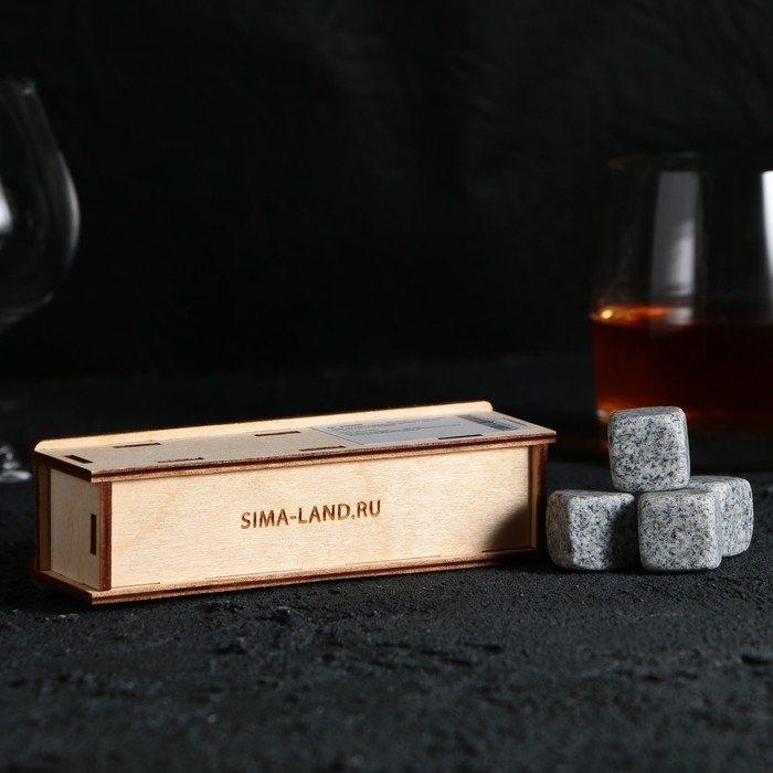 Камни для виски в деревянной шкатулке с крышкой Whiskey man, 4 шт Камни для виски в деревянной шкатулке с крышкой Whiskey man, 4 шт