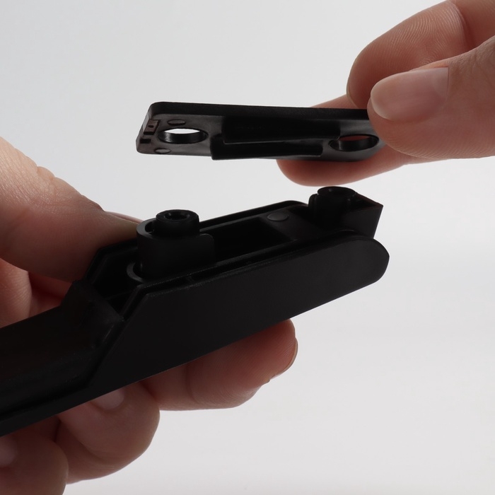 Ручка для чемодана, 22 × 2,5 см, цвет чёрный Ручка для чемодана, 22 × 2,5 см, цвет чёрный