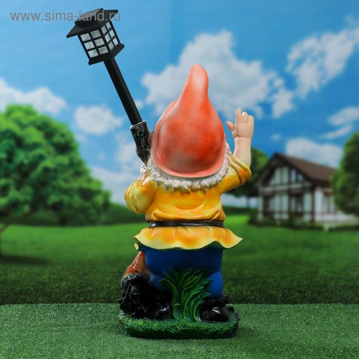 Садовый фонарь  Садовый фонарь "Гном с фонарем и петухом" 31х23х56см